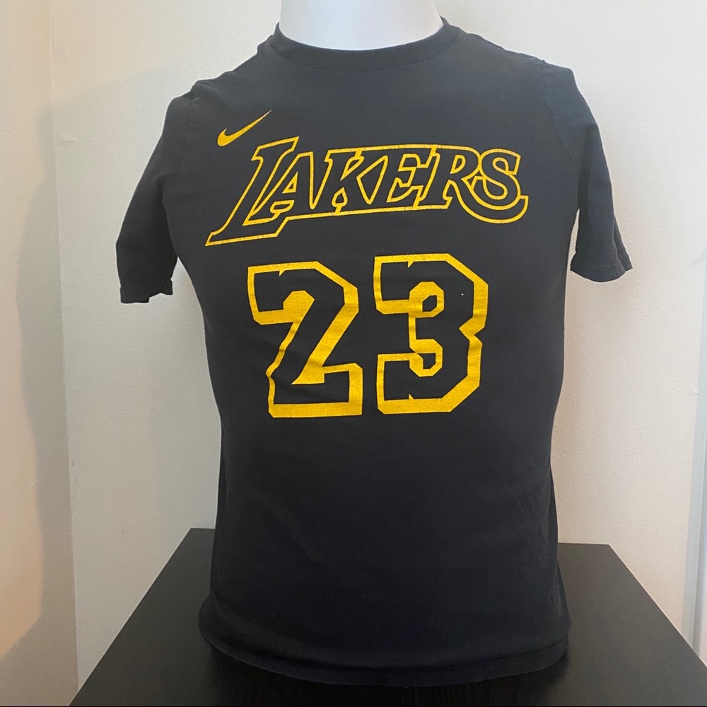 Lebron James #23 NIKE Drifit Tee - Youth M
